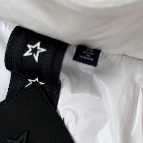 Perfect Moment Cream Puffer Quilted Carving Ski Jacket In Snow White - Picture 11 of 13